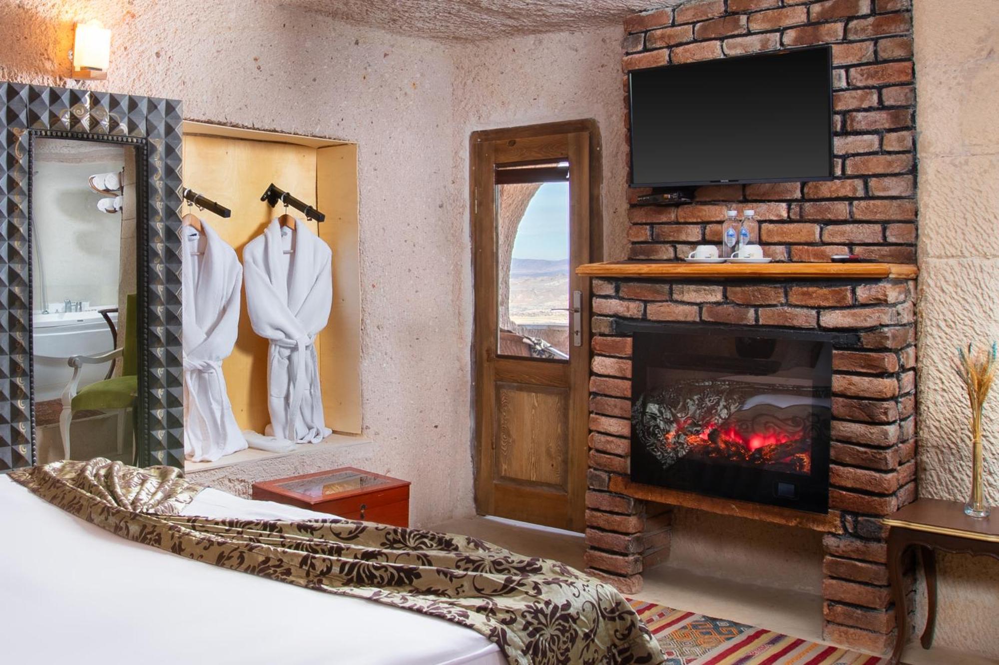 Cappadocia Fairy Chimneys Selfie Cave Hotels - Special Class Üchisar Exteriér fotografie
